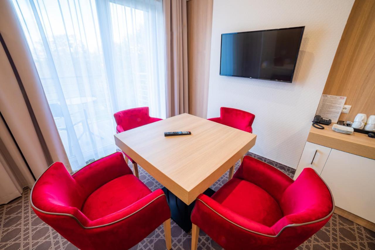 Hotel Nad Czernica Czarne  Kültér fotó